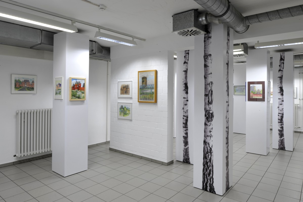 Inszenierung "Birkenwald" im Foyer der Ausstellung