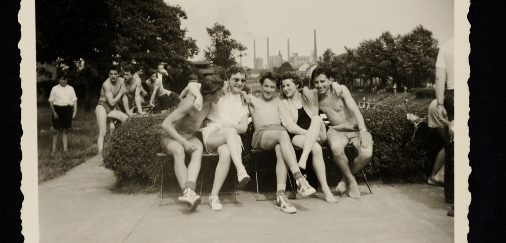 Schwarz-weiß Fotographie von Jugendlichen in Oberhausen
