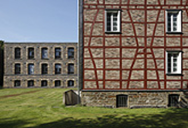 Außenansicht LVR-Industriemuseum ENgelskirchen